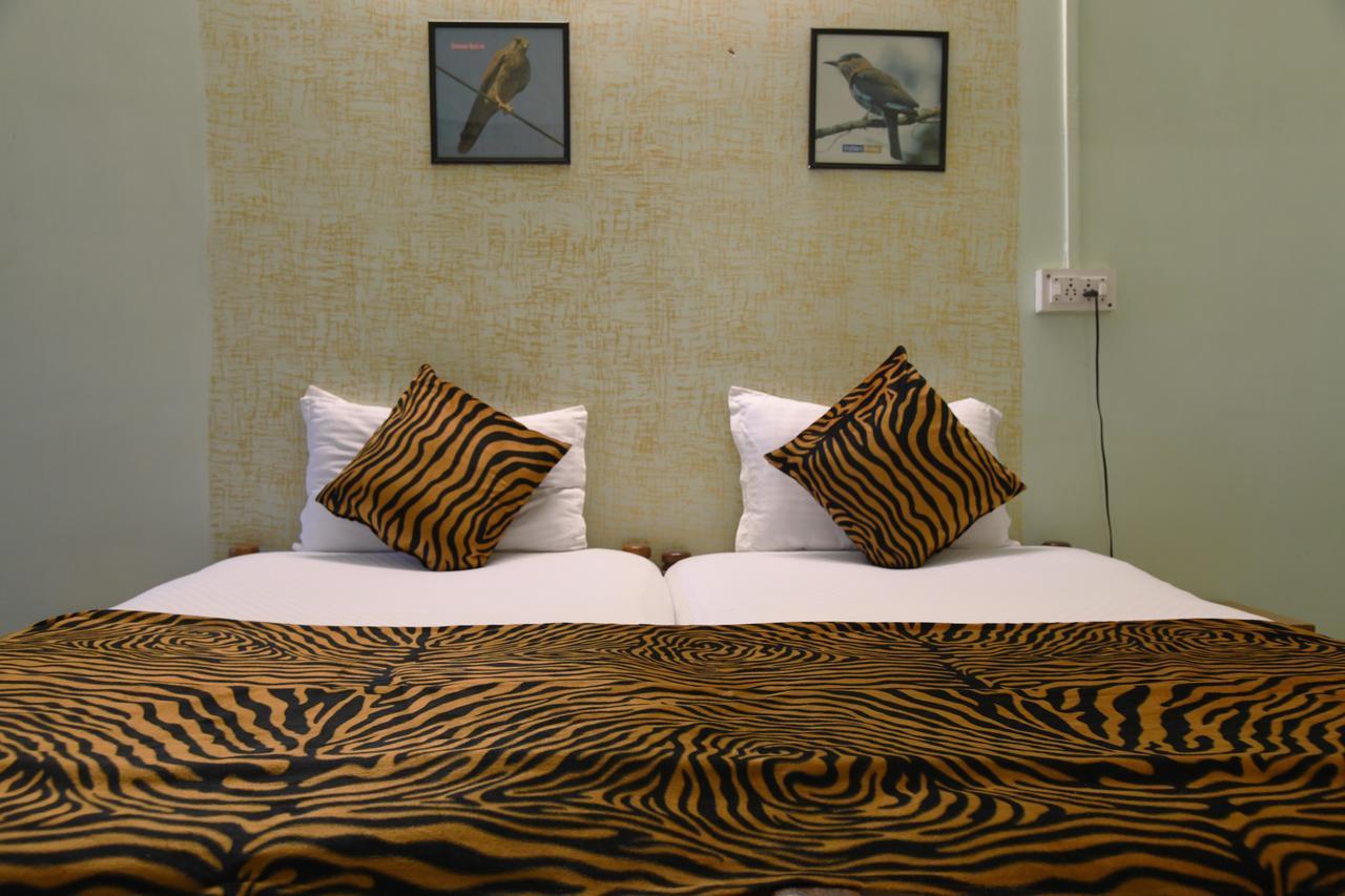 Baaz Jungle Resort Khawasa Luaran gambar