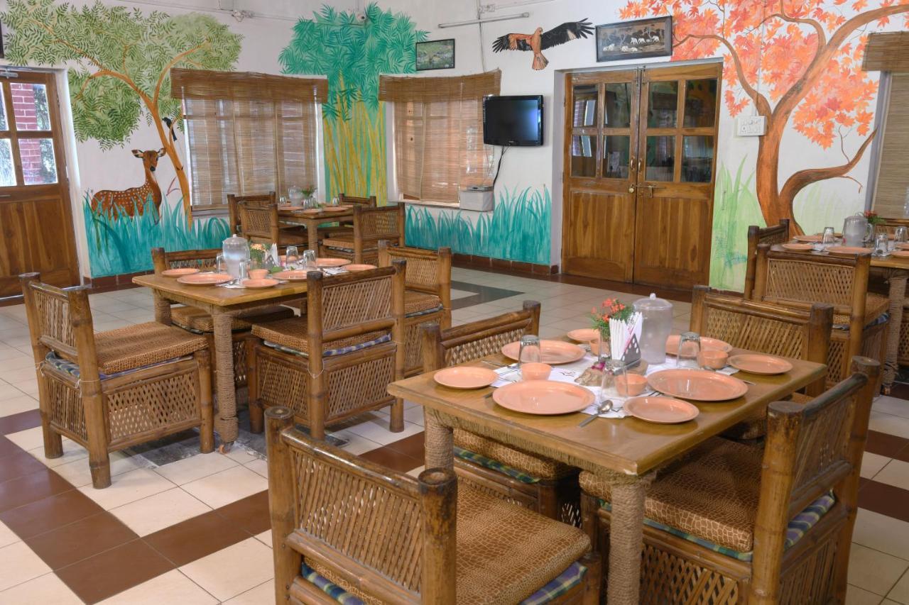 Baaz Jungle Resort Khawasa Luaran gambar