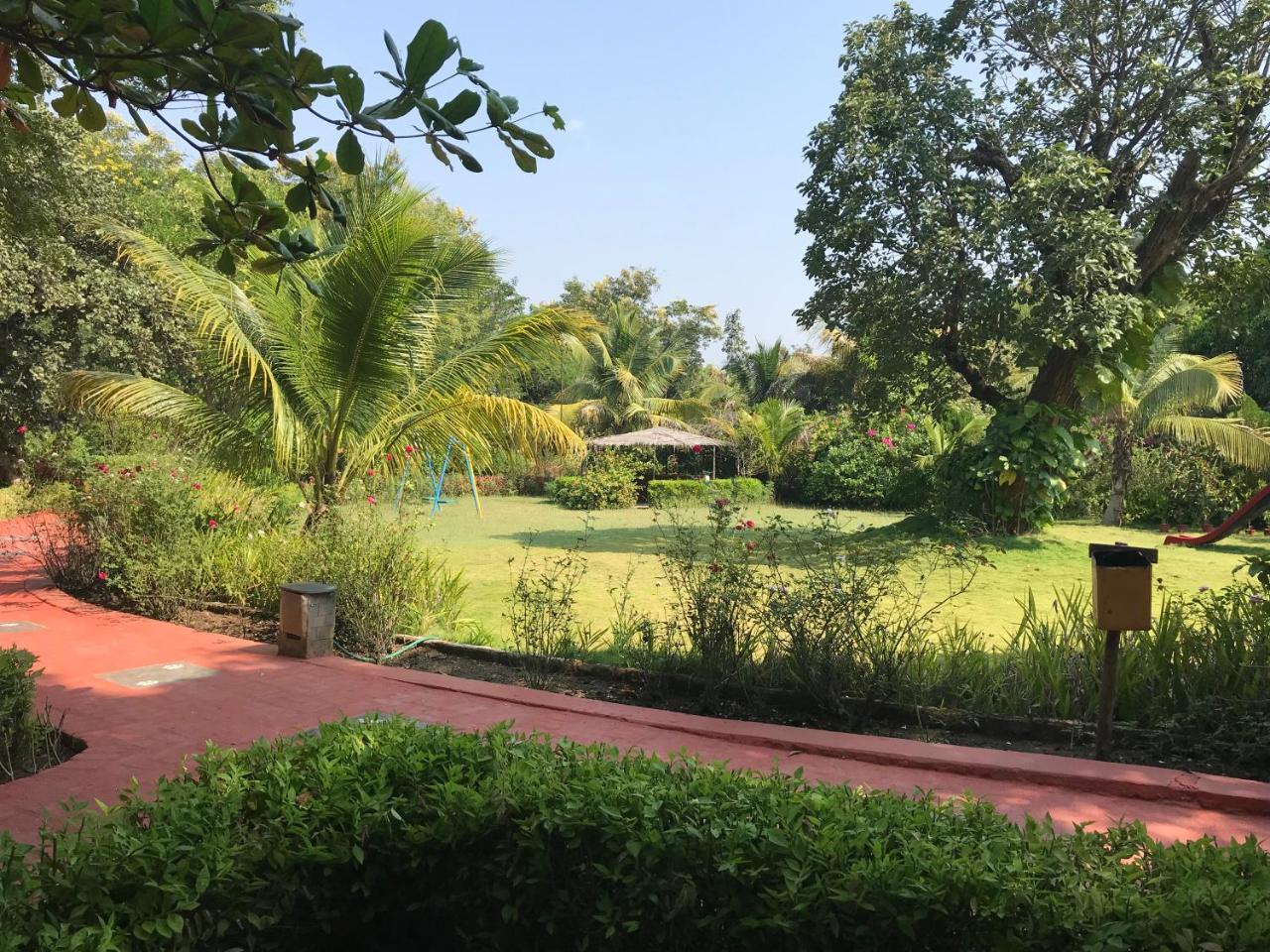 Baaz Jungle Resort Khawasa Luaran gambar