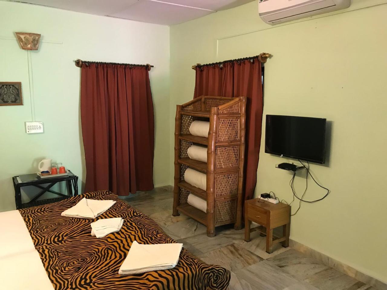 Baaz Jungle Resort Khawasa Luaran gambar
