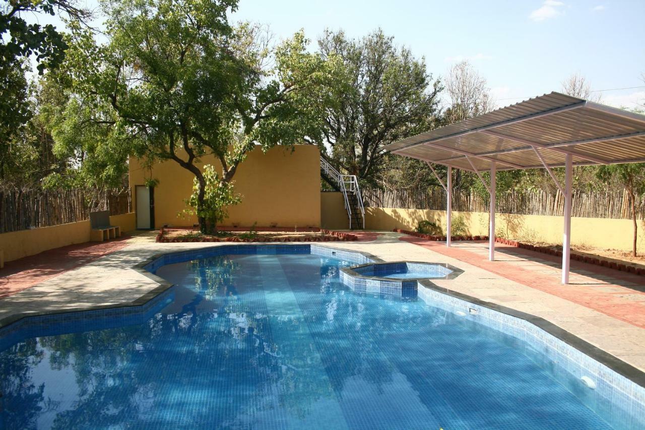 Baaz Jungle Resort Khawasa Luaran gambar