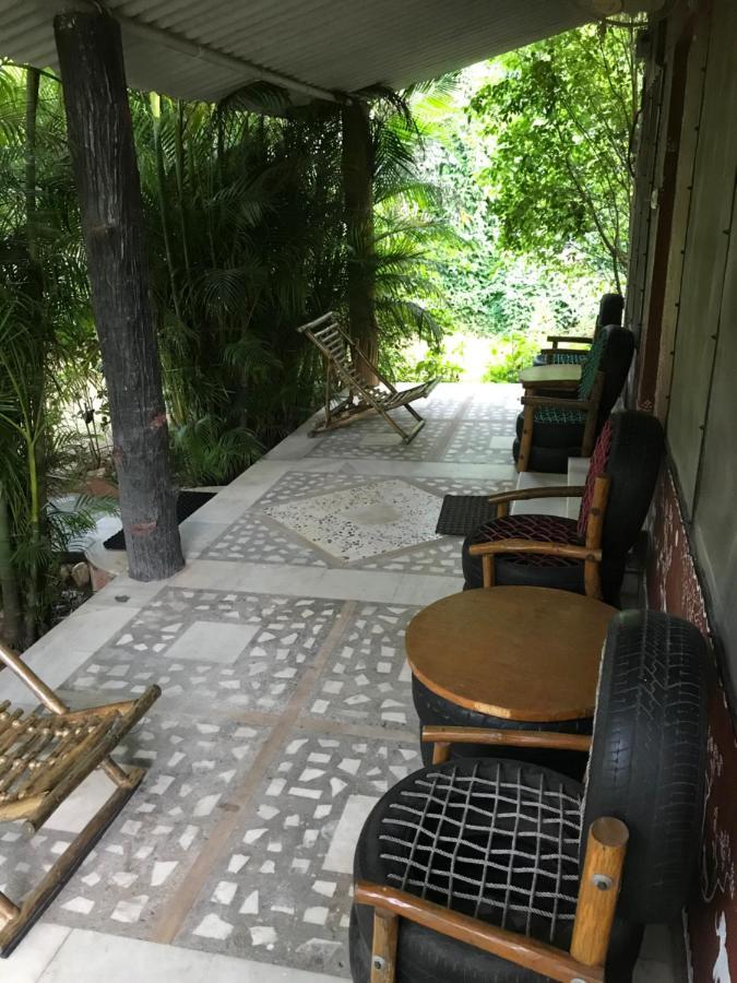 Baaz Jungle Resort Khawasa Luaran gambar